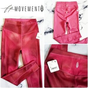 NWT FP Movement Beat the Heat Reversible Leggings Wild Raspberry Fig Com…
